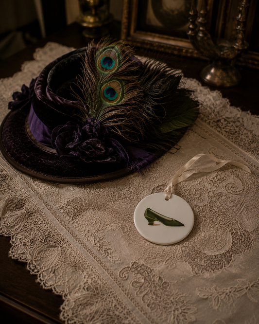 Victorian Emerald Green Velvet Shoe – Louis Heel & Paste Button | Victorian Ceramic Tondi | Unique Collectible Ornament